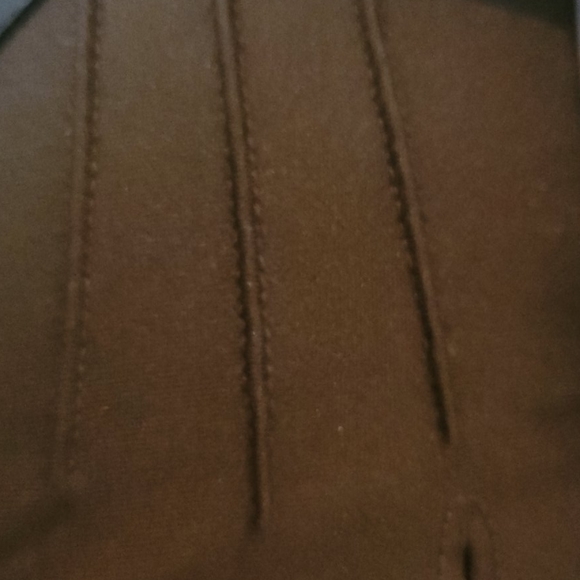 Gloves - Picture 3 of 3